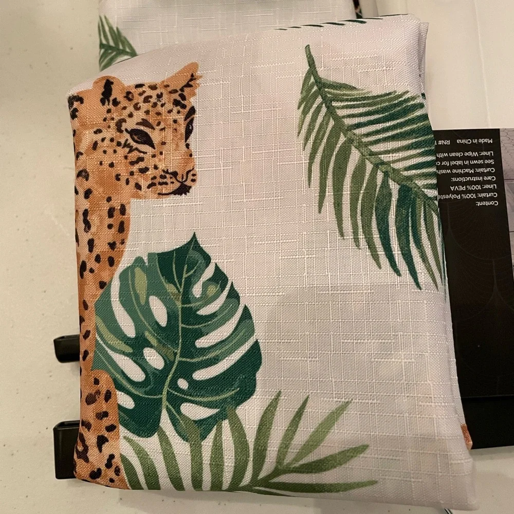 Leopard Shower Curtain set